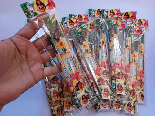 30 Kits Lápis, Régua e Borracha Moana