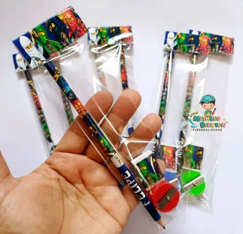 35 Kits Lápis, Borracha e Apontador Personalizado Ninjago
