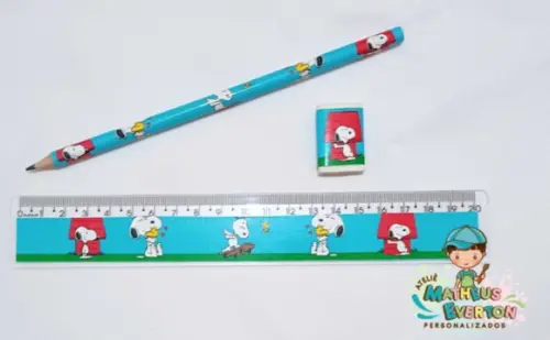35 Kits Lápis, Régua e Borracha Personalizado Snoopy