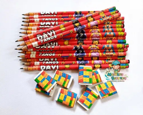 45 Kits e Borracha Personalizado Lego Atu