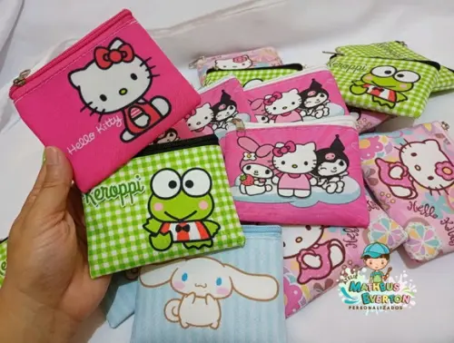 45 Porta Moedas Hello Kitty Tamanho: 10x12cm
