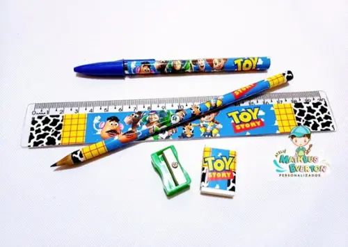 45 Super Kits Escolares Personalizados Toy Story
