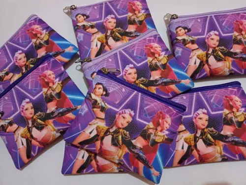 50 Porta Moedas Guerreiras do K-pop Tamanho: 10x12cm