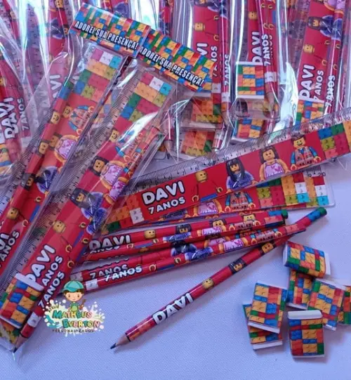 60 Kits Lápis, Régua e Borracha Lego