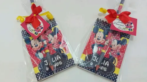 Bloquinho E Lápis Personalizado Mickey E Minnie