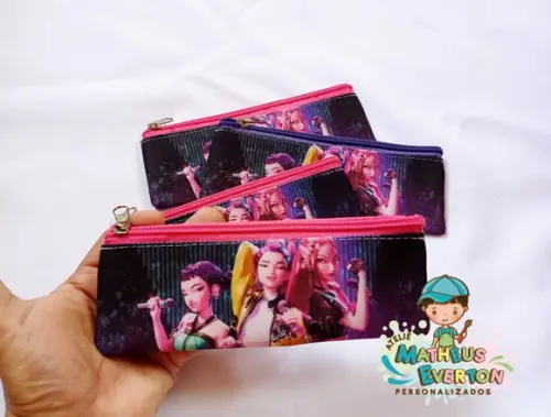 Estojo Slim Personalizado Guerreiras de K-pop Tam: 19x7