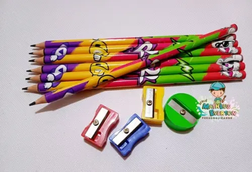 25 Kits Lápis e Apontador Personalizado Emily Vick
