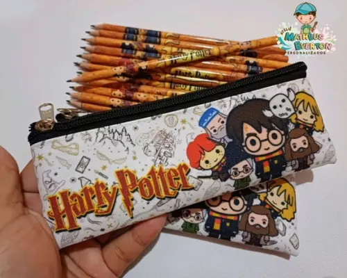 25 Lápis + 25 Estojos Slim Harry Potter Tam: 19x7
