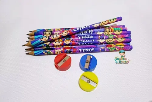 30 Kits Lápis e Apontador Personalizado Guerreiras de K-pop