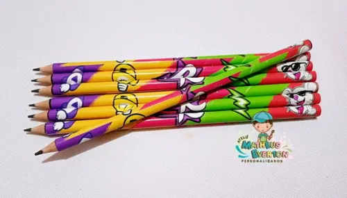 30 Lapis Personalizados Emily Vick
