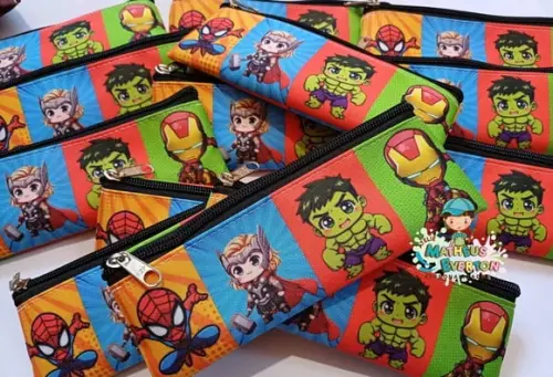 35 Estojos Slim Personalizado Heróis Cute Tam: 19x7cm