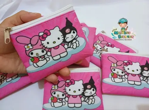 35 Porta Moedas Hello Kitty Tamanho: 10x12cm