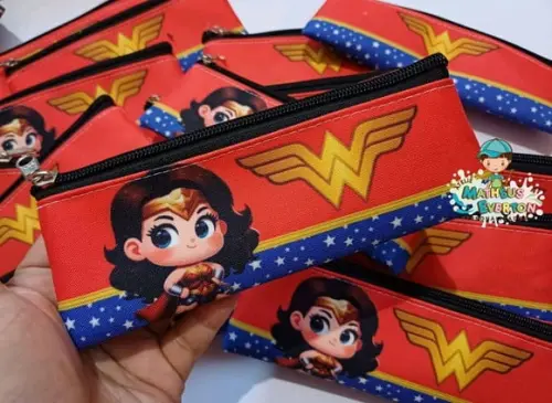 40 Estojos Slim Personalizado Mulher Maravilha Tam: 19x7cm