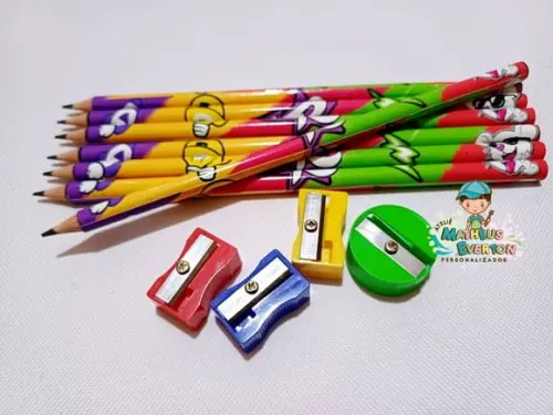 40 Kits Lápis e Apontador Personalizado Emily Vick