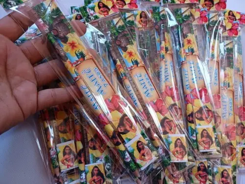 40 Kits Lápis, Régua e Borracha Moana