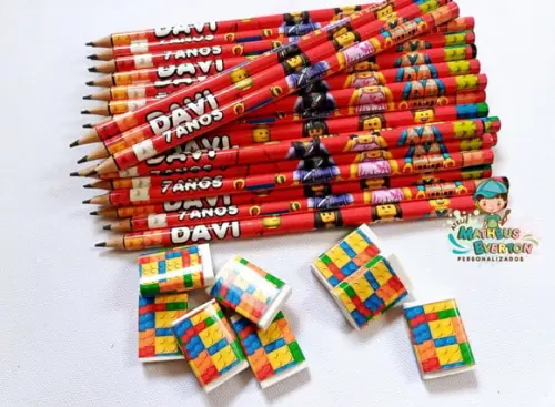 45 Kits e Borracha Personalizado Lego Atu