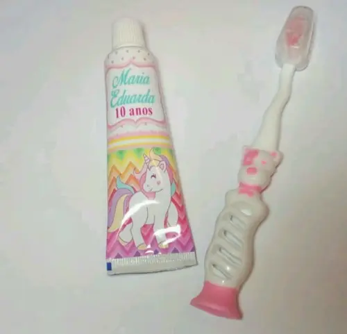 50 Kits Higiene Bucal Personalizado - Tema Unicórnio