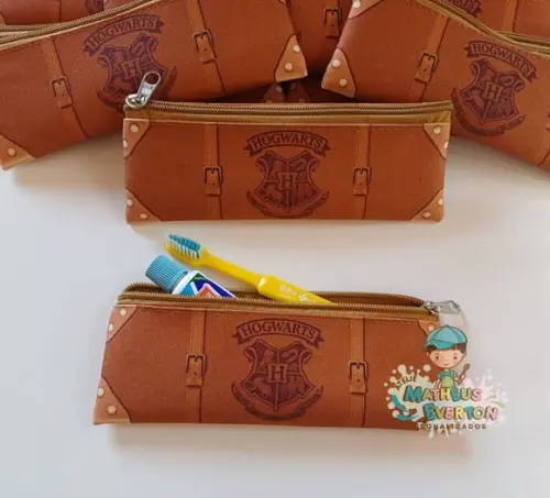 Estojo Slim Porta Higiene Bucal Harry Potter Tam: 19x7