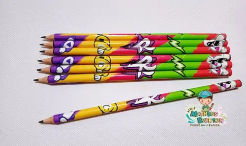 30 Lapis Personalizados Emily Vick