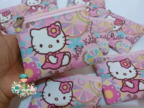 30 Porta Moedas Hello Kitty Tamanho: 10x12cm
