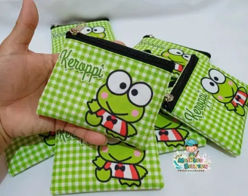 35 Porta Moedas Keroppi Tamanho: 10x12cm