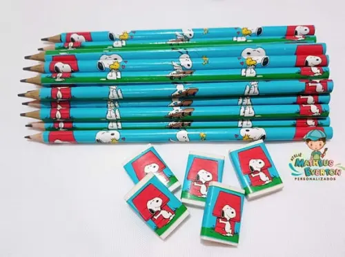45 Kits Lápis e Borracha Personalizado Snoopy