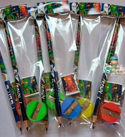45 Kits Lápis, Borracha e Apontador Personalizado Ninjago