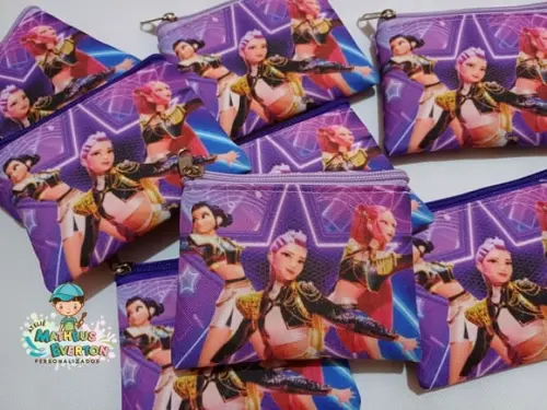 50 Porta Moedas Guerreiras do K-pop Tamanho: 10x12cm