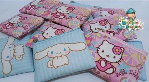 100 Porta Moedas Hello Kitty Tamanho: 10x12cm