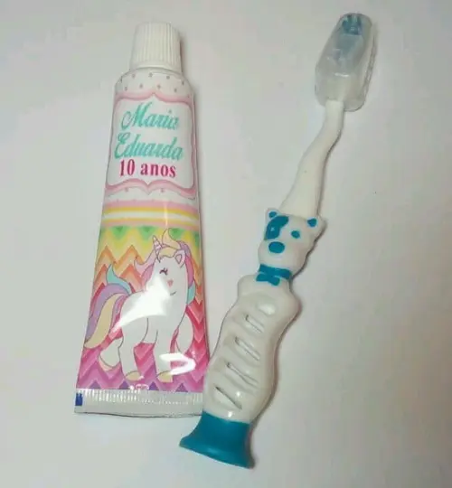15 Kit Higiene Bucal Personalizado - Tema Unicórnio