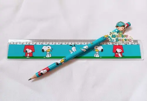 25 Lápis + 25 Réguas Personalizado Snoopy