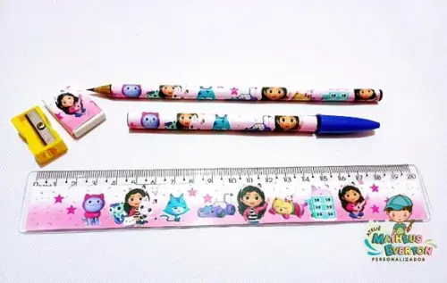 35 Super Kits Escolares Personalizados a Casa Mágica da Gabi