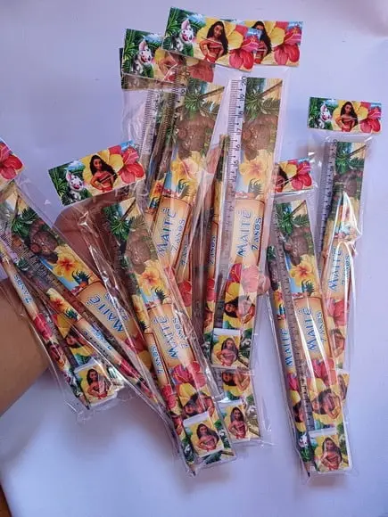 40 Kits Lápis, Régua e Borracha Moana