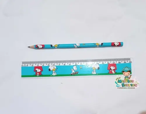 45 Lápis + 45 Réguas Personalizado Snoopy