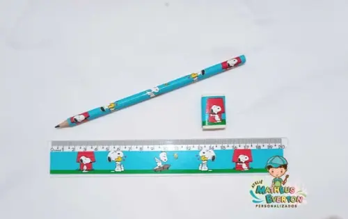 45 Lápis, 45 Réguas e 45 Borrachas Personalizado Snoopy