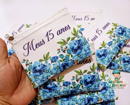 45 Porta Moedas Flores 15 Anos Tamanho: 10x12cm