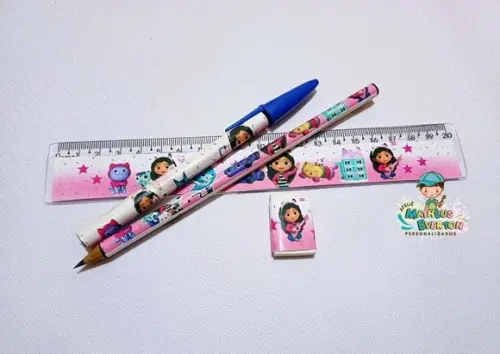 50 Kits Lápis, Caneta,regua e Borracha a Casa Mágica da Gabi