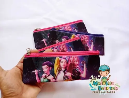 Estojo Slim Personalizado Guerreiras de K-pop Tam: 19x7