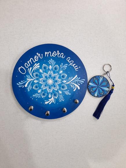 Mandala com Porta-chaves o Amor Mora Aqui 20cm