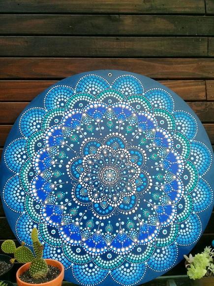 Mandala da calmaria pintada a mão 50cm