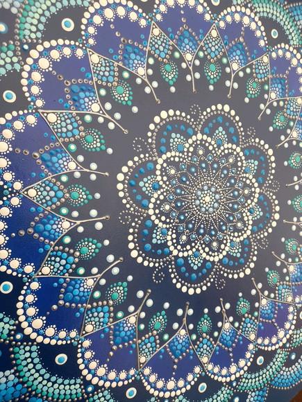 Mandala da calmaria pintada a mão 50cm