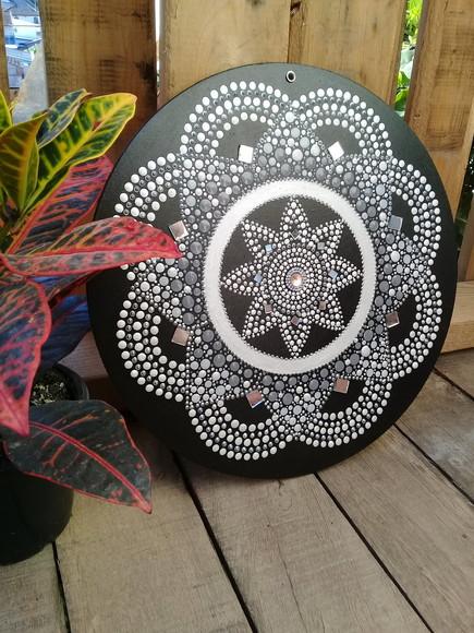 Mandala da paz e acolhimento 35cm