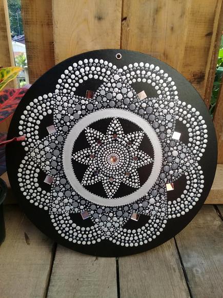 Mandala da paz e acolhimento 35cm