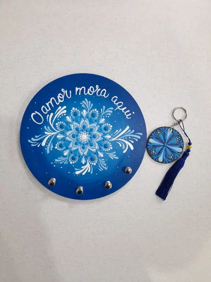 Mandala com Porta-chaves o Amor Mora Aqui 20cm