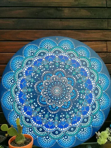 Mandala da calmaria pintada a mão 50cm