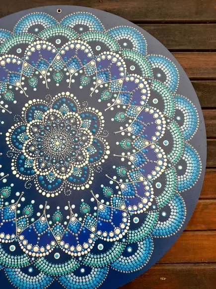 Mandala da calmaria pintada a mão 50cm