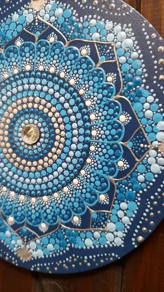 Mandala Energia Espiritual 20 cm - fundo azul