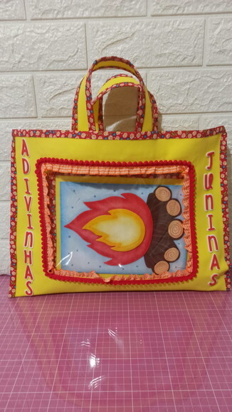 Sacola de Advinhas Juninas