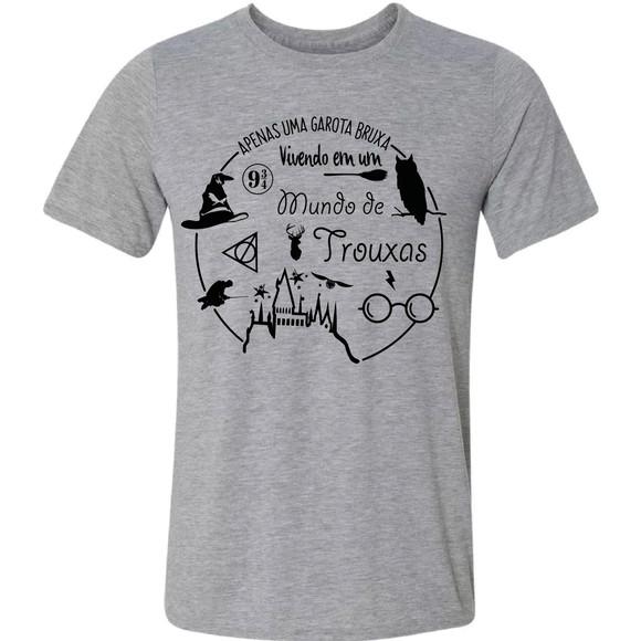 Camiseta Apenas Uma Garota Bruxa