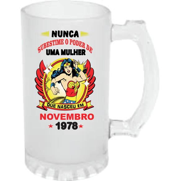 Caneca Chopp Nunca Subestime Uma Mulher Personalizada 475 Ml